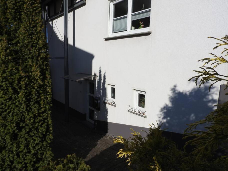 Schöne gemütliche Ferienwohnung mit Fernblick. Nalbach Exterior foto